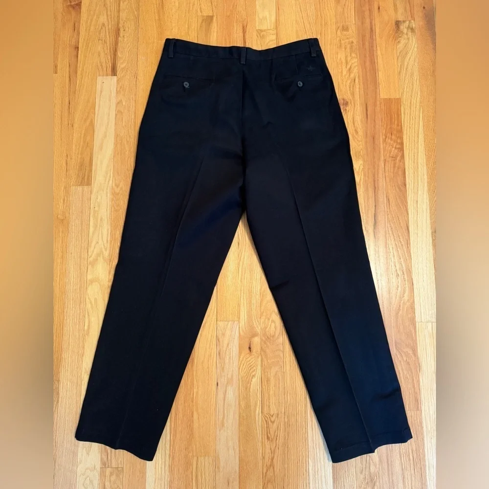 Dockers Easy Khakis, Pleated, Classic Fit